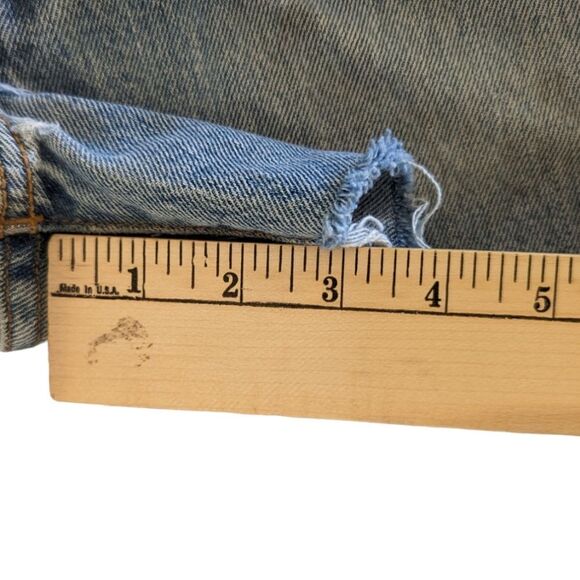 Levi's 501 Distressed Cut Off Shorts Size 30 #408 - Picture 6 of 10